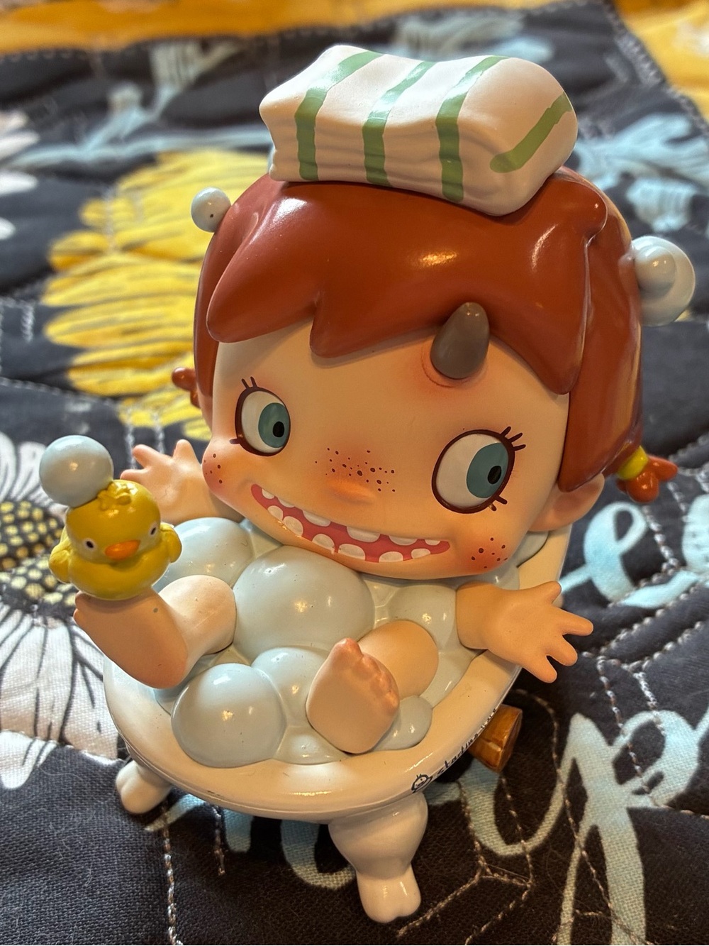 “Bubble Pop" figure POLAR - HELLO POLAR Season 1 Series